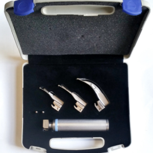 Laryngoscope Paediatric with 3  Mcintosh blades
